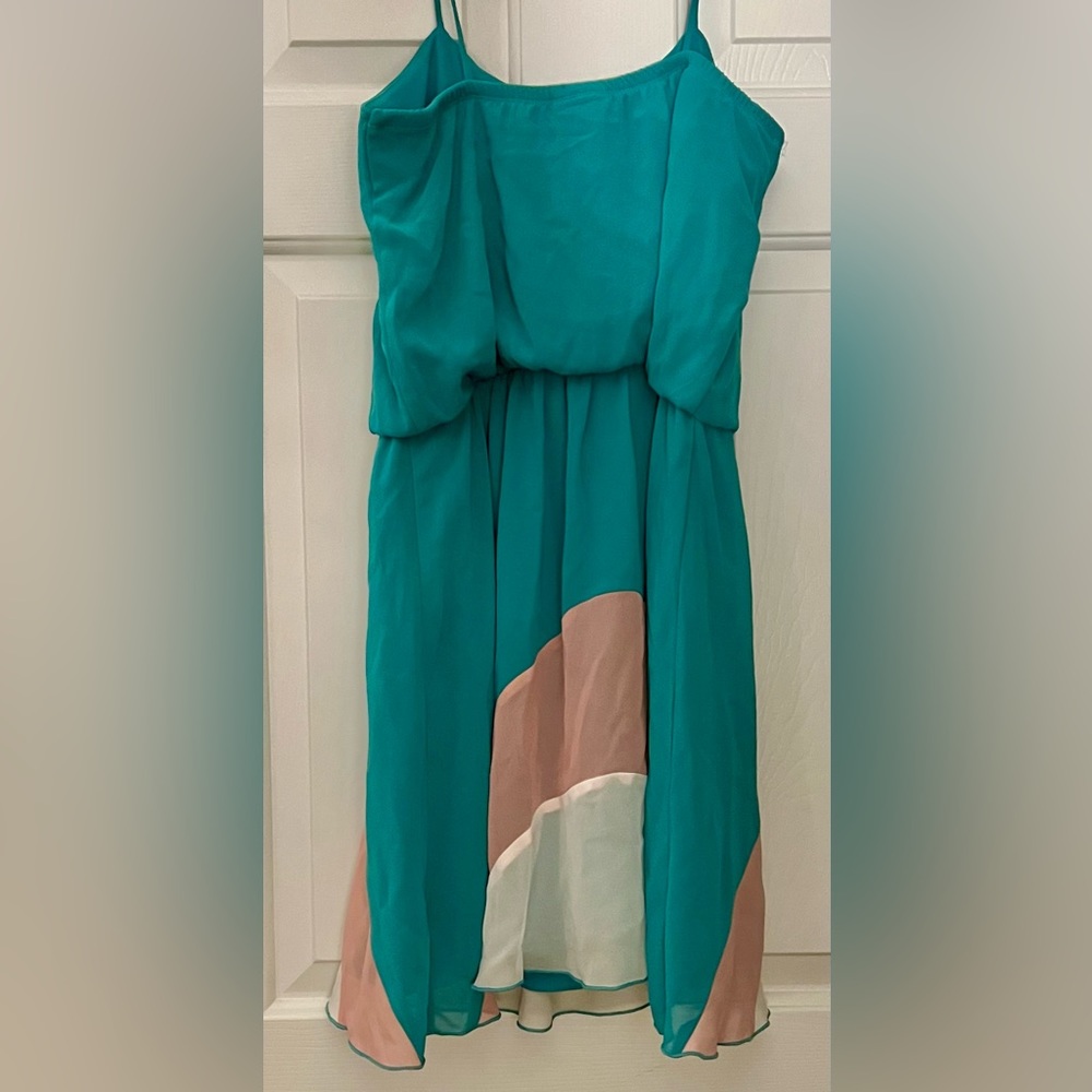 Size L Spahetti Strap Flowy Knee Length Dress, Size L